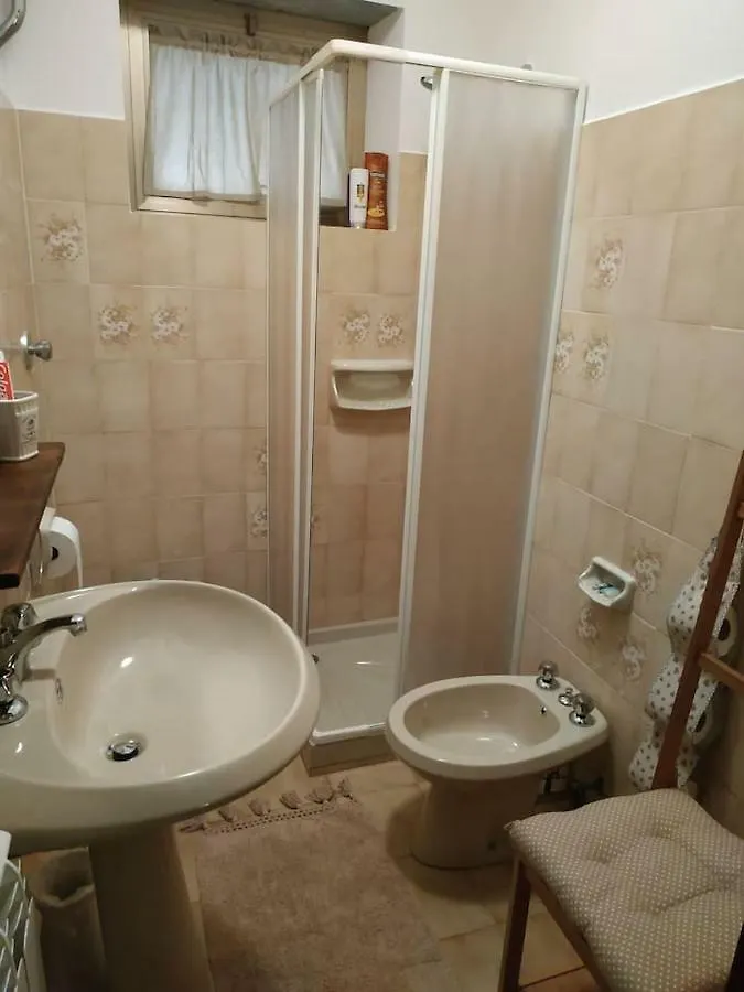 Il Villino Apartment San Colombano Certenoli Italy